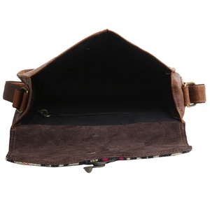 กระเป๋าสะพายข้างผ้าแจ็คการ์ดหนังแฮนด์เมดสำหรับผู้หญิง - Product Image 5