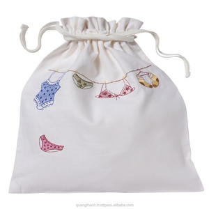 Bolsos de lencería bordados a mano - Product Image 1