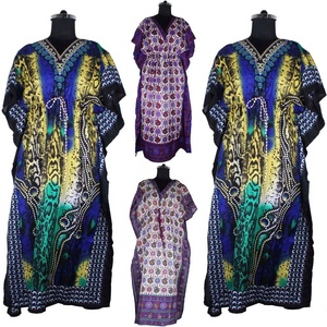 Nouveauté 2025 imprimé soie long caftan soie bloc à la main imprimé robe abordable africain traditionnel Dashiki caftan fabuleux - Product Image 2