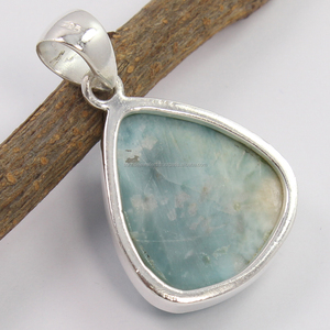 Tienda en línea Fancy Natural Blue LARIMAR Gemstone 925 Sterling Silver Elegant Solitaire Pendant Joyería de moda - Product Image 2