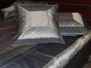 Cubierta de cama de brocado de seda/colcha india de seda - Product Image 3