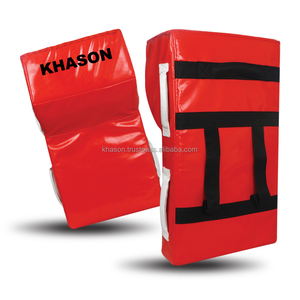 Calidad profesional 8OZ 12OZ 14OZ Tamaños MMA Guantes Logotipo personalizado Protector de cabeza de cuero impreso para deportes y entrenamiento de negocios - Product Image 3