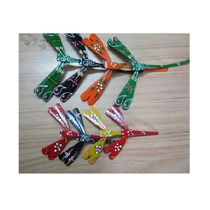 Libélula de bambú de alta calidad y segura como recuerdo - Product Image 1