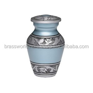 Urna Funeraria Simple de Estilo Americano Roja para Bebés, de Metal, BRASSWORLD INDIA - Product Image 3