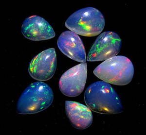 Opale éthiopienne taille libre petit cabochon de cuisson lisse en forme de poire naturelle fabrication de bijoux en pierres précieuses en vrac qualité incroyable naturelle - Product Image 4