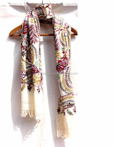 Bufanda tejida a mano de Cachemira de alta calidad, chal de lana de cordero suave de Cachemira india, color Beige, para ella - Product Image 1