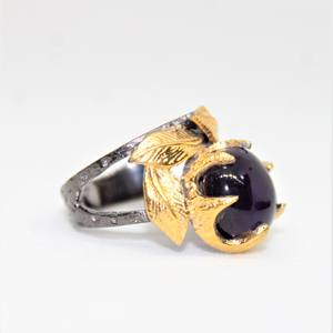 Anillo de plata esterlina 925 chapado en oro con cabujón redondo de amatista frondosa de última colección para bodas y fiestas - Product Image 3