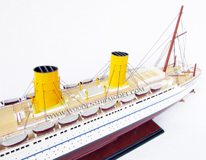 RMS EMMPRESS of BRITAIN WOODEN MODEL BOAT_ WOODEN HANDICRAFT MODEL - Product Image 2