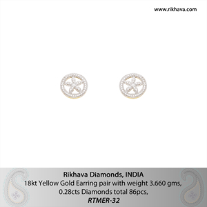 Paire de boucles d'oreilles Rikhava Diamonds en or jaune avec diamants taille brillant rond, luxueuses et élégantes pour femme, idéales pour mariage et anniversaire - Product Image 6