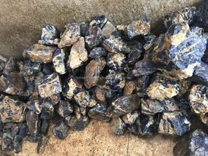 Pierres semi-précieuses en Sodalite, roche brute, pierre précieuse brute, ample, sodalite - Product Image 4