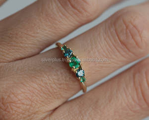 Anillo de compromiso de oro de 14K al por mayor con piedra preciosa Esmeralda Topacio Azul Londres natural para bodas y fiestas - Product Image 4