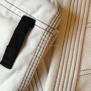 Cómodo BJJ GI Brazilian Jiu Jitsu Kimono Ropa de artes marciales - Product Image 2