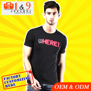 เสื้อยืดผู้ชายคุณภาพดี ดีไซน์เองได้ ลายทางสีแดงดำ ผลิตในบังกลาเทศ - Product Image 3