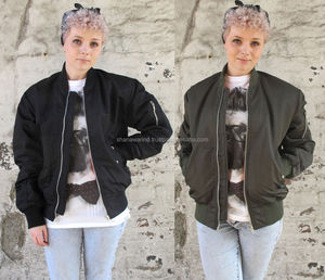 Chaqueta Bomber Personalizada MA-1, Chaqueta de Vuelo, Exterior de Poliéster/Nailon No Tejido, Tela Satén, Resistente al Viento e Impermeable, Bordada para Invierno - Product Image 5