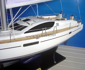 JEANNEAU SUN ODYSEY 45DS Barco modelo de madera-Artesanía pintada de latón náutico-Decoración para el hogar de alta calidad de Vietnam - Product Image 3