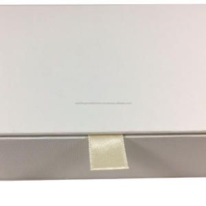 Luxury Handmade Wedding Box Coated <b>Paper</b> with UV Coating and Foil Embossed and Matt Laminated for Crafts and <b>Photo</b> Frames - Product Image 3