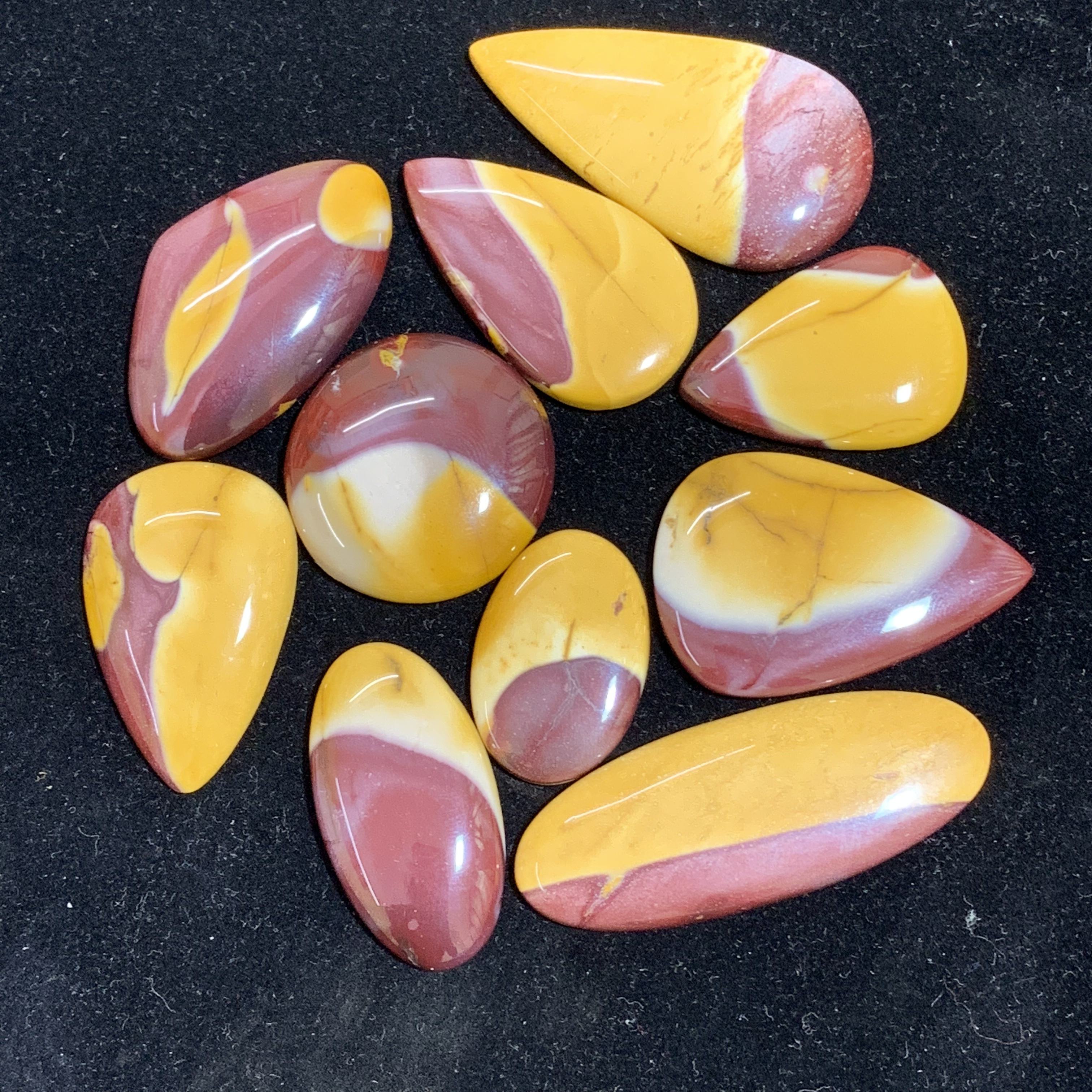 สีเหลือง