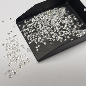 1.2ถึง1.7มม.DEF สี VVS ความบริสุทธิ์ HPHT Lab สร้างเพชรขัดหลวม Melee สังเคราะห์สีขาวรอบตัดเพชร - Product Image 2