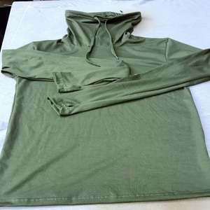 Camisetas personalizadas OEM de manga larga con cuello alto y agujero para el pulgar - Product Image 5