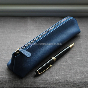 Estuche para bolígrafos de 6 ranuras de cuero genuino para oficina escolar 2023, bolsa con cremallera elegante hecha a mano para lápices, portalápices promocionales de cuero PU - Product Image 6