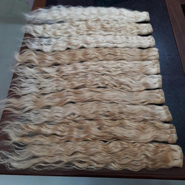 สีบลอนด์