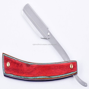 Vente en gros de rasoirs professionnels à coupe droite pour barbiers Lame en acier inoxydable avec manche en bois pour salons de beauté - Product Image 1