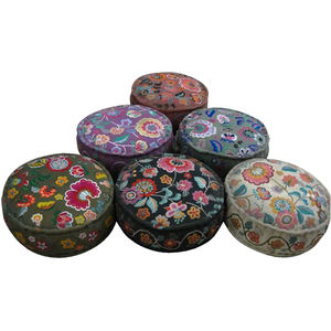 2022เข้ามาใหม่ที่กำหนดเองการออกแบบดอกไม้ที่สวยงามพิมพ์ตกแต่งรอบชั้นออกแบบ Pouf - Product Image 1