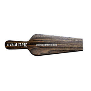 Espátula de madera con textura natural y diseño personalizado - Product Image 1