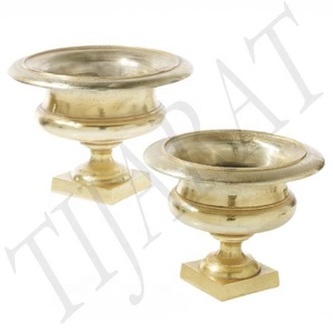 Planteur doré décoratif pour la maison et le jardin, VASE de jardin en métal - Product Image 2