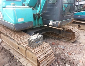 Excavatrice sur chenilles Kobelco SK75-8 d'occasion (modèle 2011) Poids opérationnel de 800 kg Certifiée CE ISO - Product Image 3