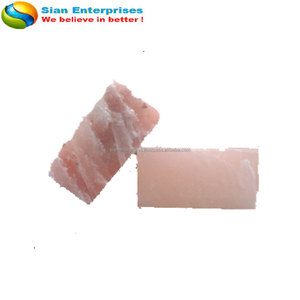 Mejore su Espacio con una Piedra de Sal del Himalaya Pulida de Alta Calidad, Forma Cuadrada, Tallada para Feng Shui, Ecológica y Artesanal - Product Image 3