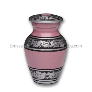 ของที่ระลึกสีม่วงสำหรับขี้เถ้าโดย Brassworld อินเดียอุปกรณ์งานศพ - Product Image 1