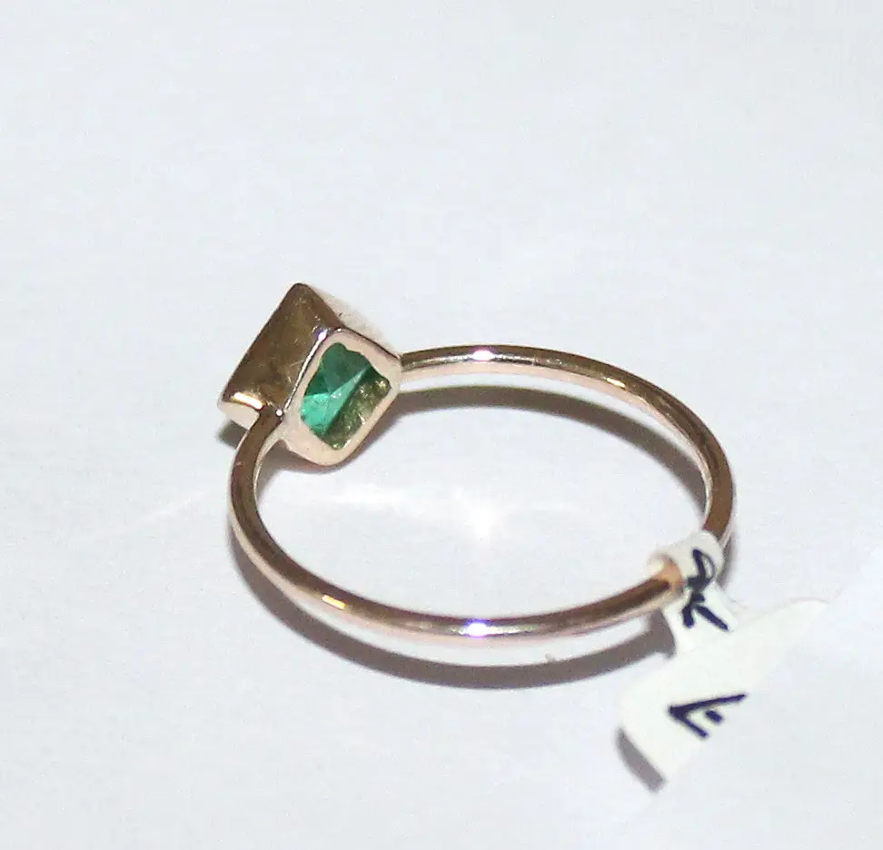 Solid 9K yellow gold certified faceted natural emerald gemstone handmade rings fine jewelry for wholesale