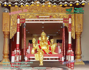Décoration d'entrée royale avec fibre d'entrée de mariage Ganesha assis en fibre de mariage Ganesha assis sur une balançoire - Product Image 5