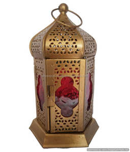 Nouvelle lanterne marocaine antique dorée Design fantaisie décoration de la maison lanternes marocaines suspendues pour l'utilisation festive et tous les événements - Product Image 1