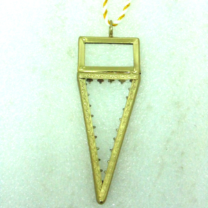 Ornement décoratif de noël en métal doré - Product Image 1