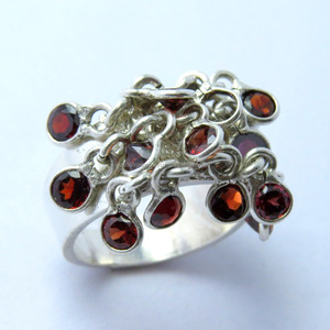 Anillo de piedras preciosas de Plata de Ley 925, ajuste de bisel clásico elegante, incrustaciones de granate de alta calidad para bodas y fiestas - Product Image 1