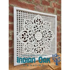 Panel de pared de madera tallado antiguo para cabecero de cama decoración rústica para el hogar inspirado en el estilo Ins - Product Image 1