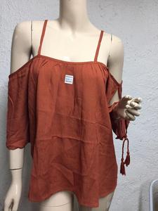 Bangladesh Stock Lote Blusa larga para mujer con hombros descubiertos y mangas acampanadas con volantes Nuevo último diseño Algodón de verano para la temporada de primavera - Product Image 2