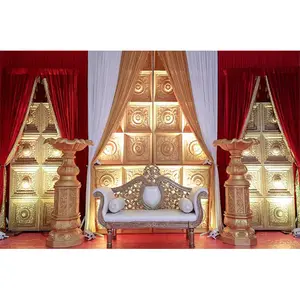 Gouden Traditionele Deur Panel Bruiloft Stadium Trendy Zuid Indiase Bruiloft Stage Set Rajwada Stijl Bruiloft Stadium Decoratie