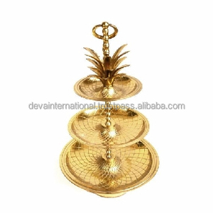 Bandeja de Servir de Latón con Diseño de Piña de 3 Niveles - Product Image 1