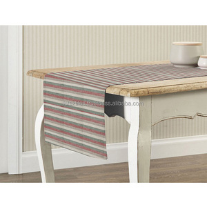 Forme rectangle de chemin de table à fleurs brodées de haute qualité - Product Image 2