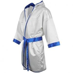 2021 Robe de boxe en satin personnalisée avec capuche brillante pour la pratique des arts martiaux - Product Image 4