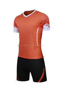 เสื้อเจอร์ซีย์ฟุตบอลของผู้ชายเสื้อฟุตบอลชุดเสื้อฟุตบอลชุดฟุตบอลเด็กชายชุดฟุตบอลชุดฟุตบอลขายส่งพิมพ์ซับลิเมชันแบบเรียบ - Product Image 6