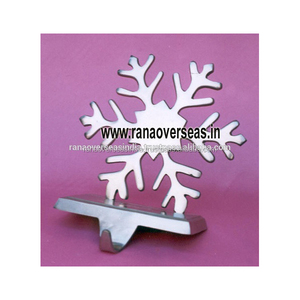 ที่แขวนถุงเท้าลายเกล็ดหิมะสำหรับตกแต่งงานปาร์ตี้คริสต์มาสที่บ้าน ตกแต่งชั้นวางของในเทศกาล และของตกแต่งวันหยุด - Product Image 2