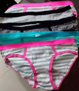Ropa de mujer, Stock de 240, bragas tejidas para exportación - Product Image 2