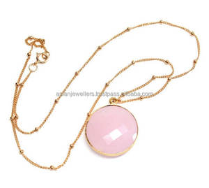 Collier de pierres précieuses calcédoine rose en argent sterling 925 12mm avec lunette plaquée or vermeil à la mode pour la fête - Product Image 1