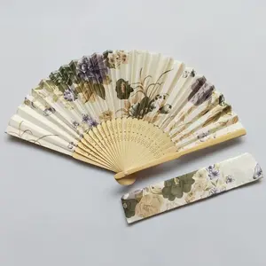 Zoete Kleur draagbare papier Hand Fan gepersonaliseerde hand fan
