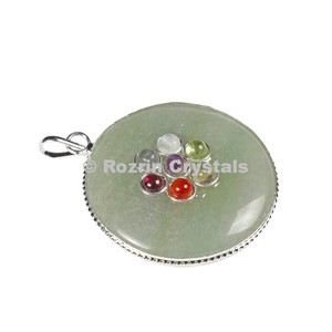 Aventurina verde Chakra disco colgantes - Product Image 1