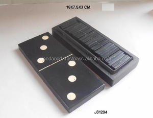 Juego de Dominó Hecho a Mano con Resina Negra y Incrustaciones de Resina y Hueso - Product Image 2